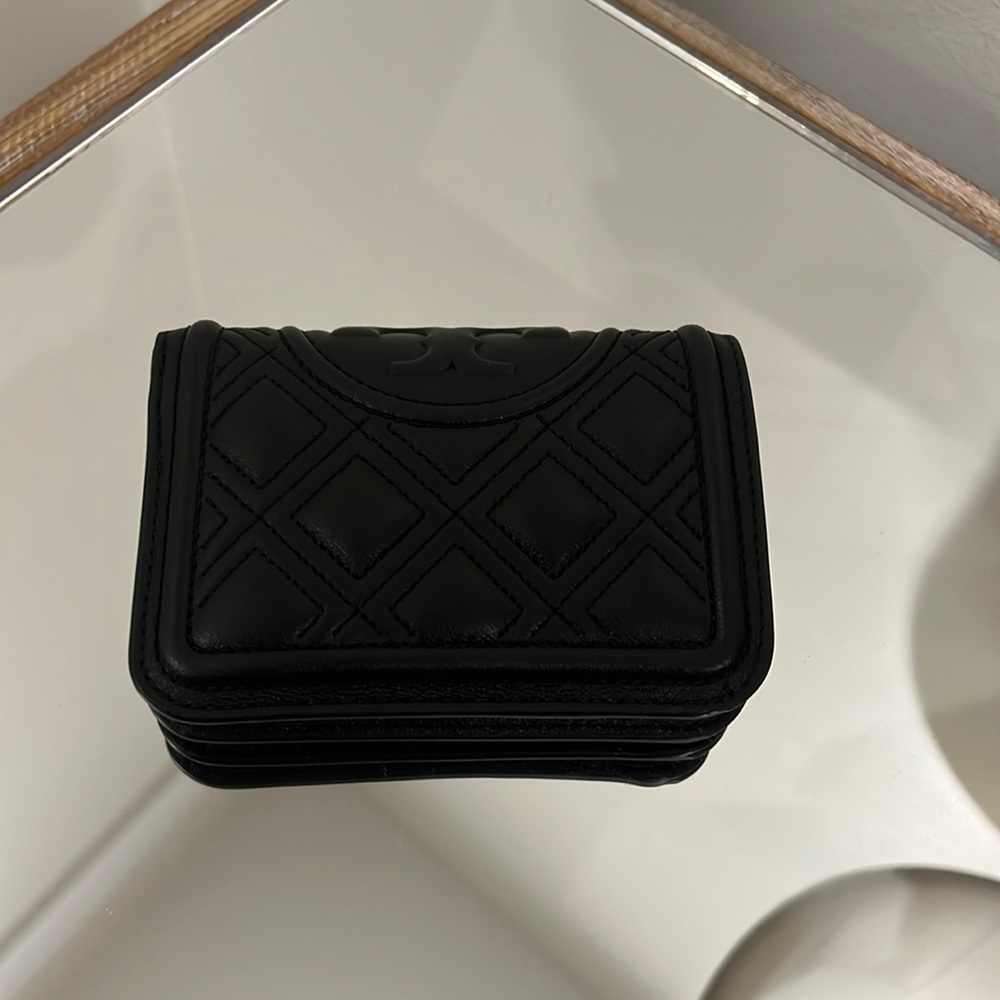 Authentic Tory Burch wallet